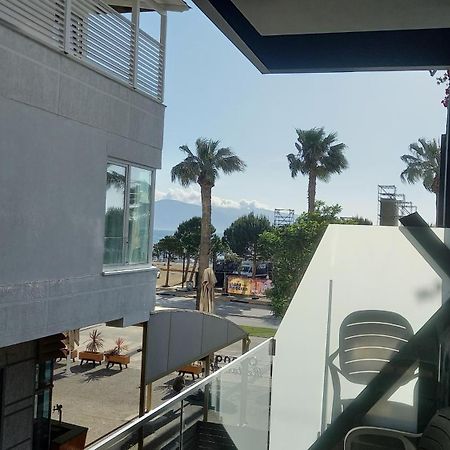 Hotel Aglon Vlorë Esterno foto