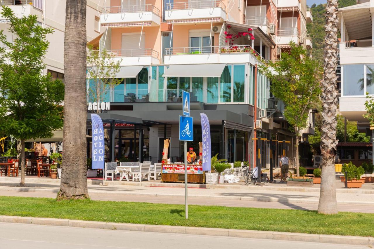 Hotel Aglon Vlorë Esterno foto